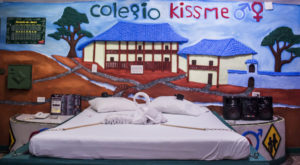 Kiss me motel 4